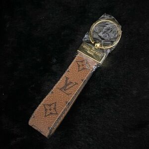 Luxury Louis Vuitton Keyring